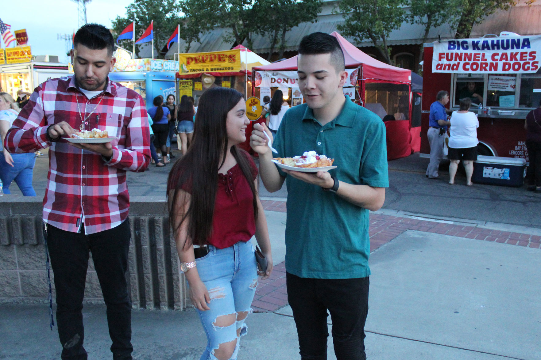 Raisin Festival: Funnel cake